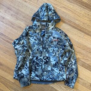 SITKA Stratus Jacket Size large Color Optifade II